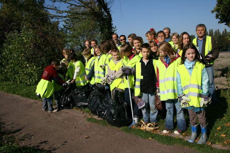 gal/Ville_Propre/OPERATION DECHETS LAMBRES 027.JPG